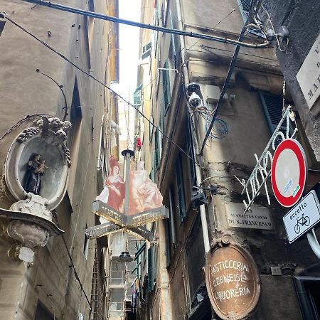 Casaviva- Ampio Appartamento Nei Vicoli Di Genova Extérieur photo